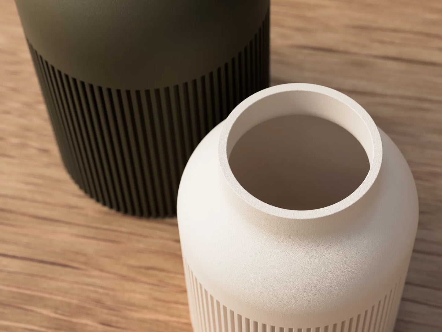 Hiku Vase